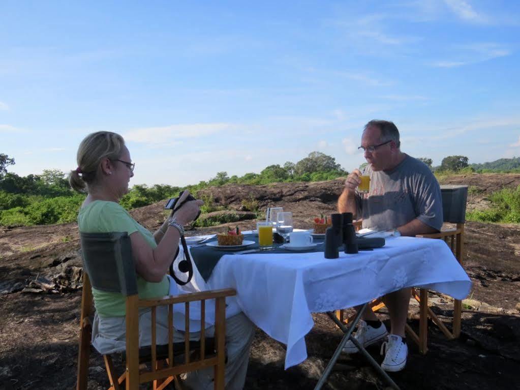 Mahoora Tented Safari Camp 우다왈라웨 외부 사진